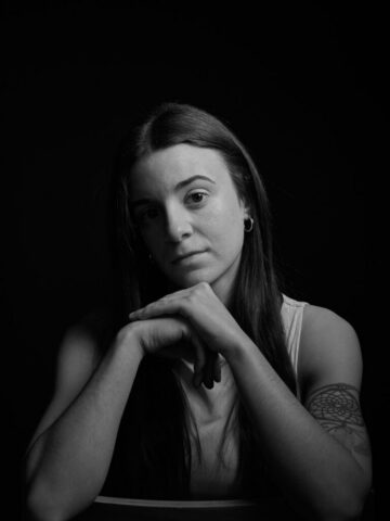 Sesión de retrato profesional en estudio