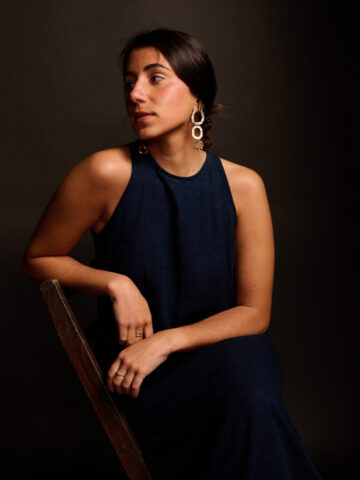 Sesión de retrato editorial de estudio
